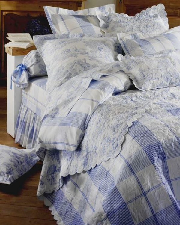 Flat Bed Sheet And Pillowcases Toile De Jouy Blue