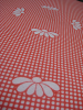 Reversible tablecloth round 160 cm diameter 100% cotton, red daisies